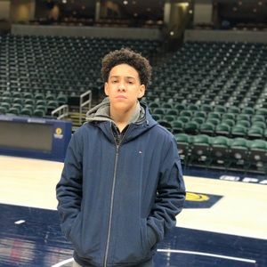 Meet your Posher, Giovanni